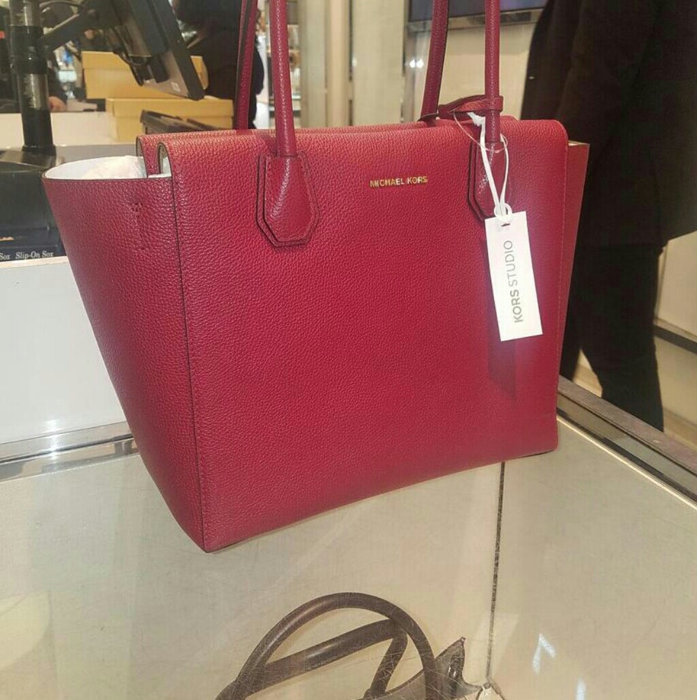 Meet your Posher, Kee